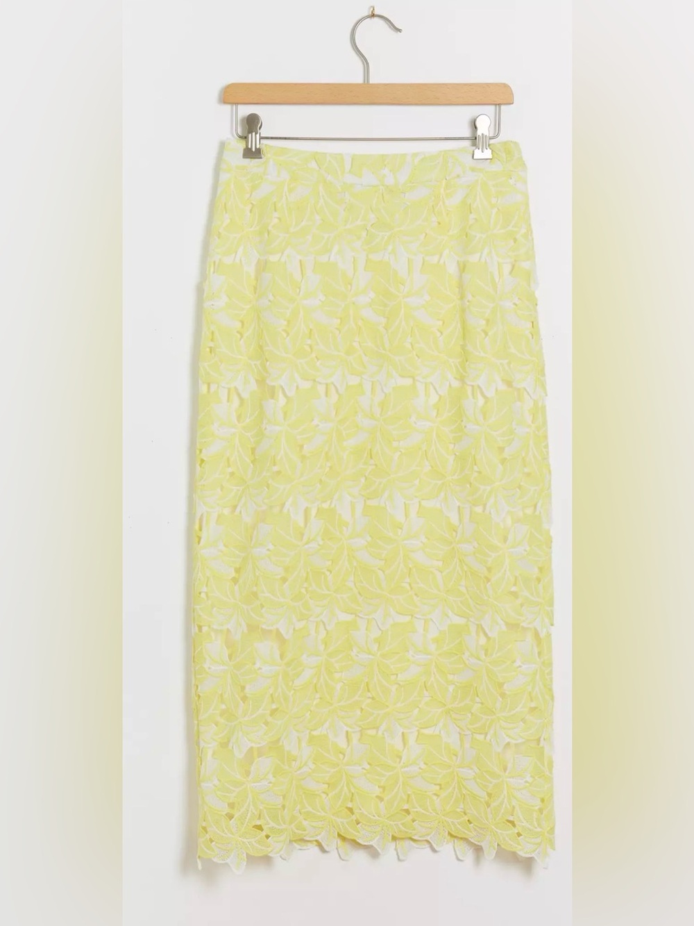 Anthropologie Sunday in Brooklyn
Buttercup Eyelet Midi Skirt